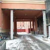 Начаты работы по обследованию колонн проездов здания по адресу: г. Санкт-Петербург, ул. Пионерская, д. 28